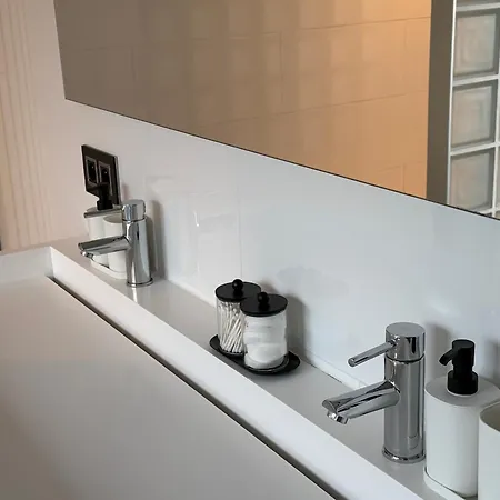 Mac Harmony Apartment *